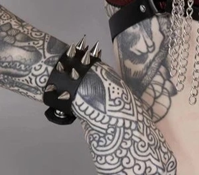 2 Row Cone Spike