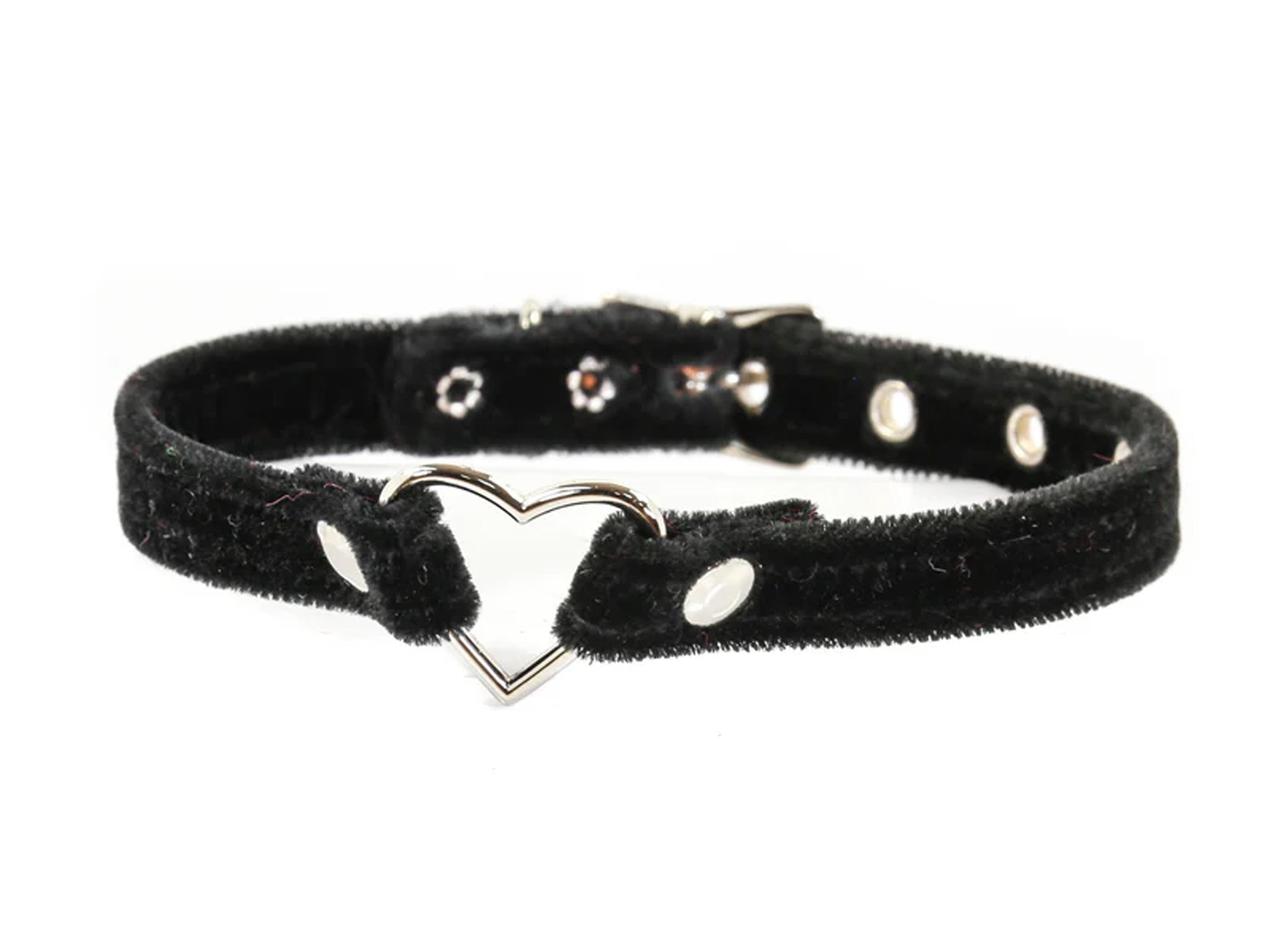 Velvet Heart Choker