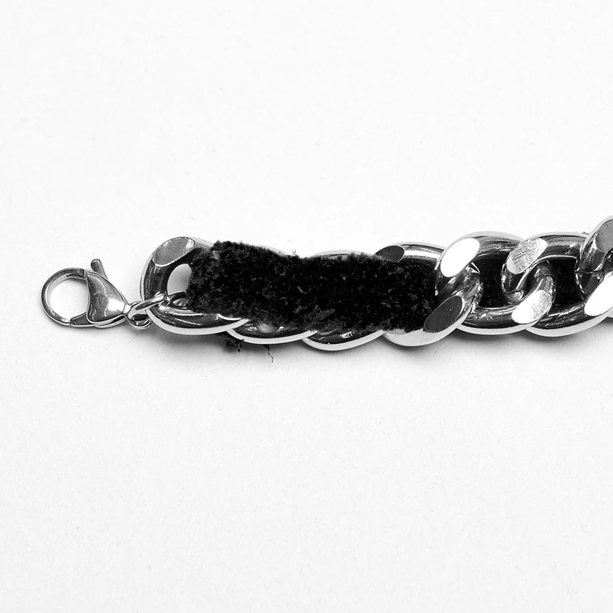 Cross Choker