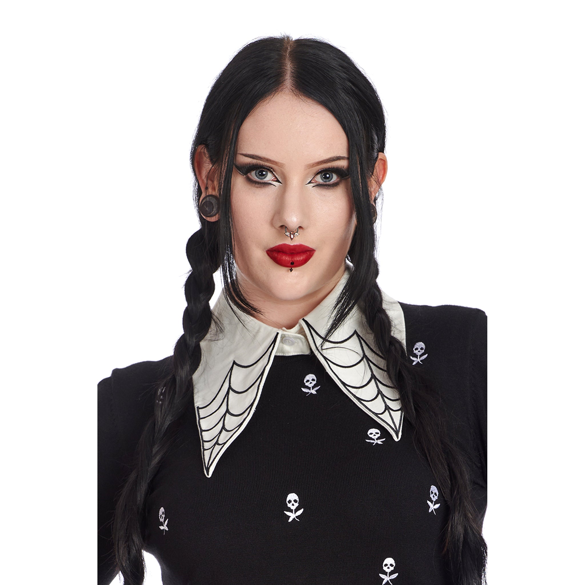 Embroidered Collar