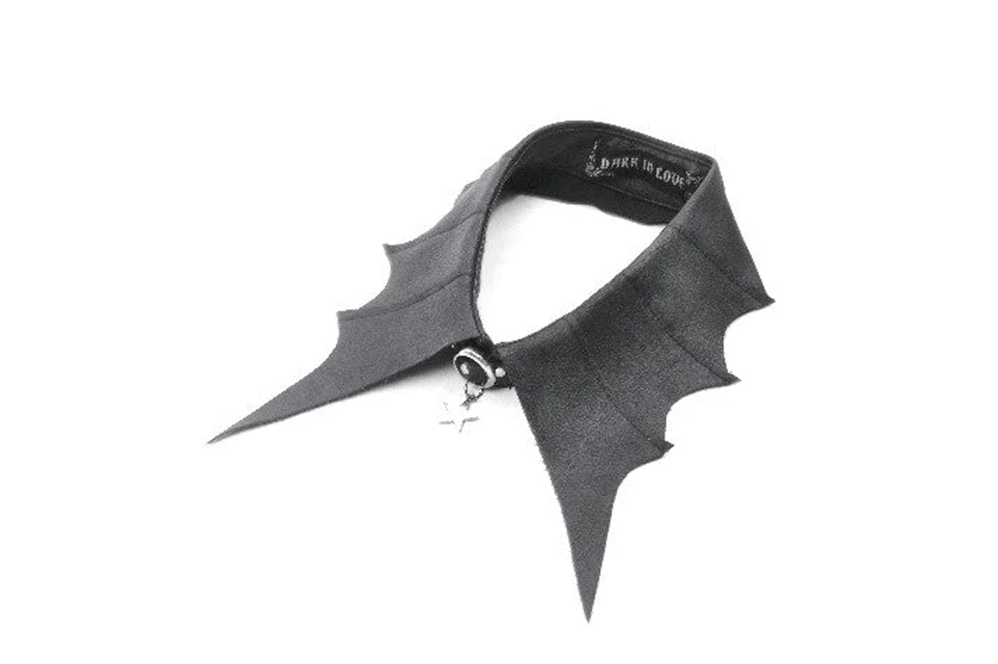 Bat Wing Collar