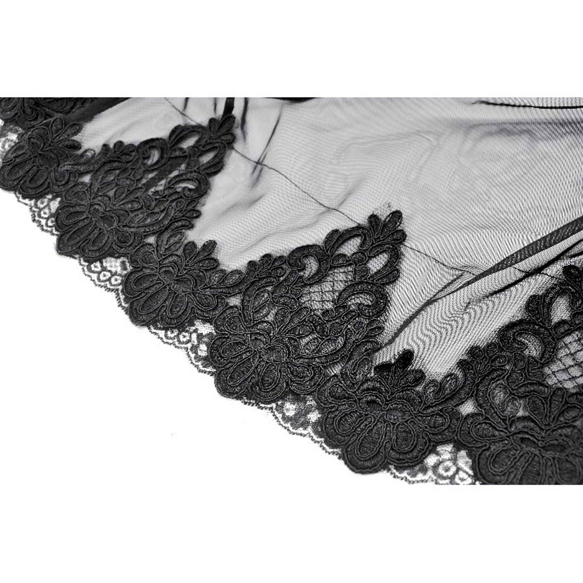 Layered Gothic Lace Hem Skirt
