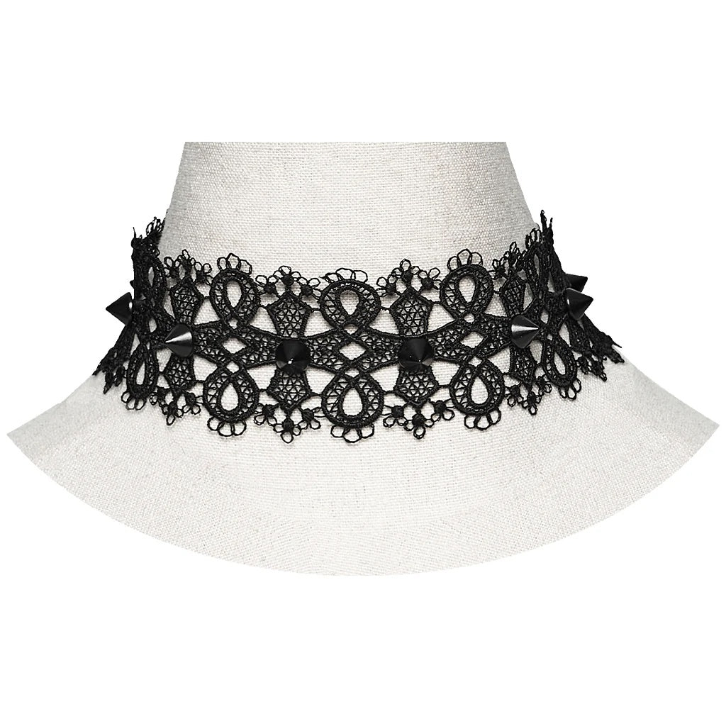 Demure Lace Choker