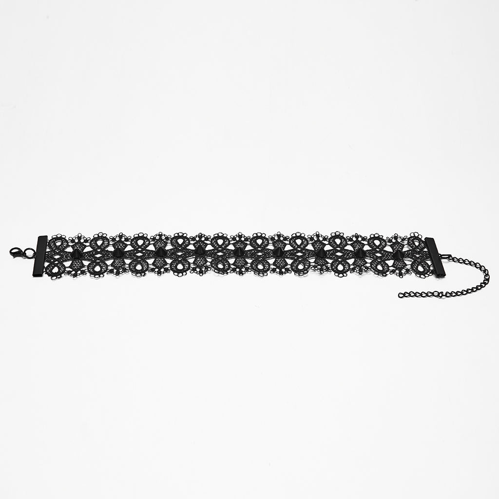 Demure Lace Choker