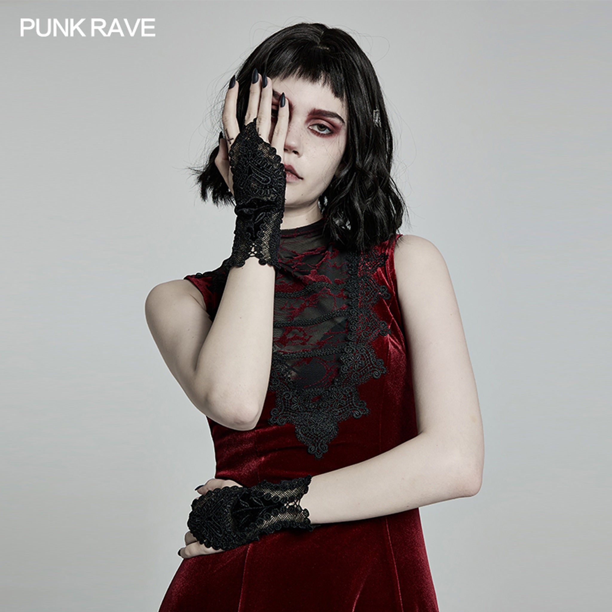 Velvet Embroidered Glove