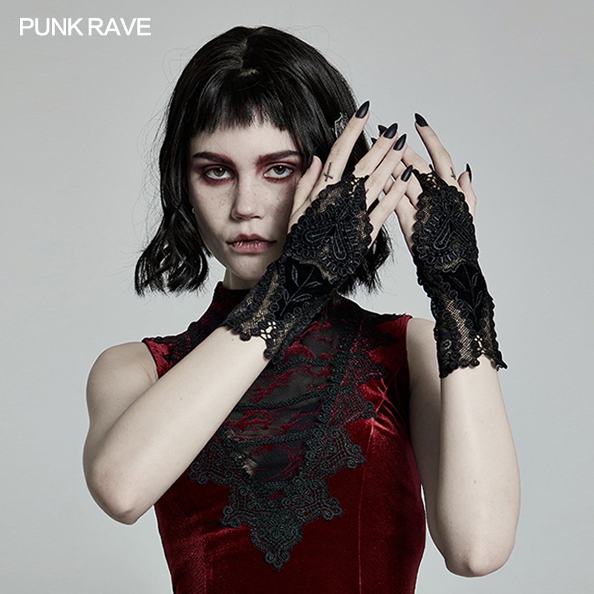 Velvet Embroidered Glove