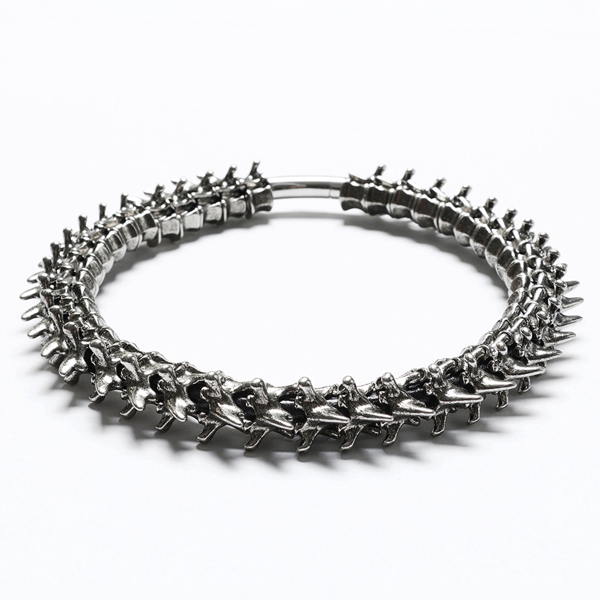 Spine Choker