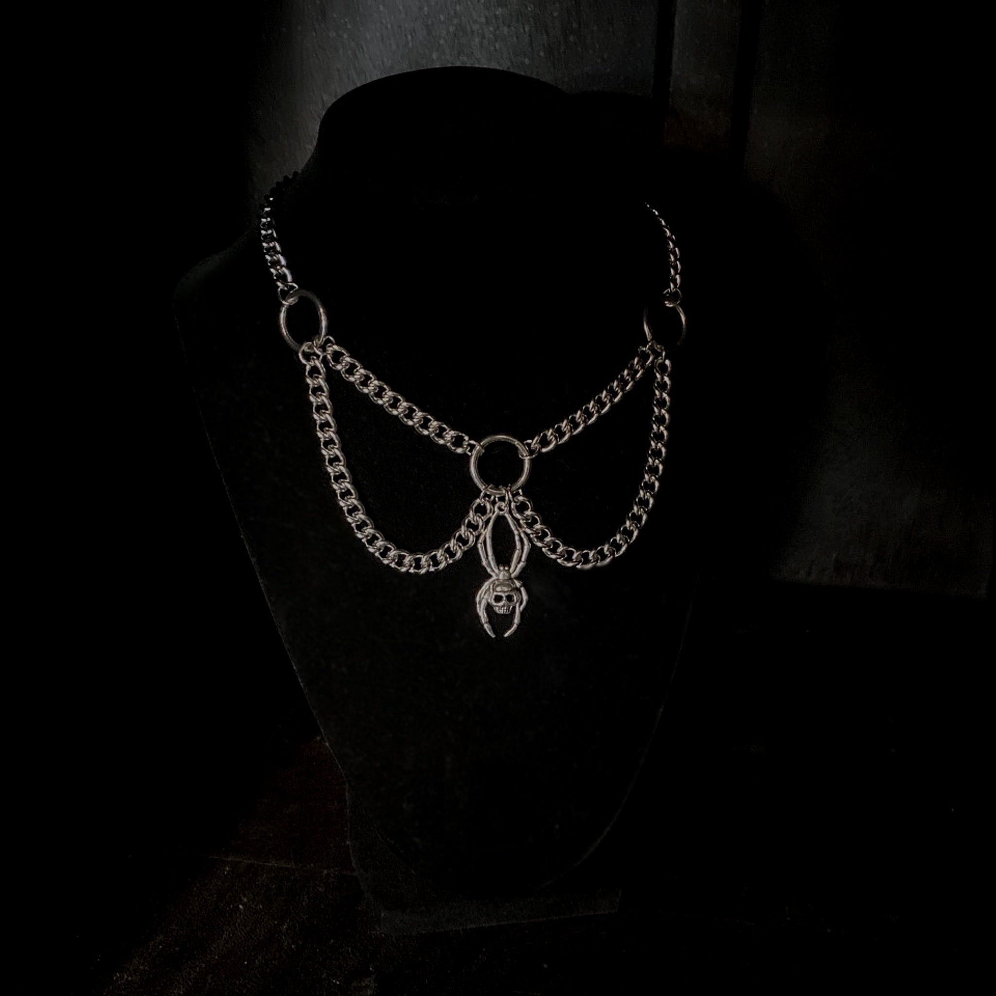 spider skull necklace